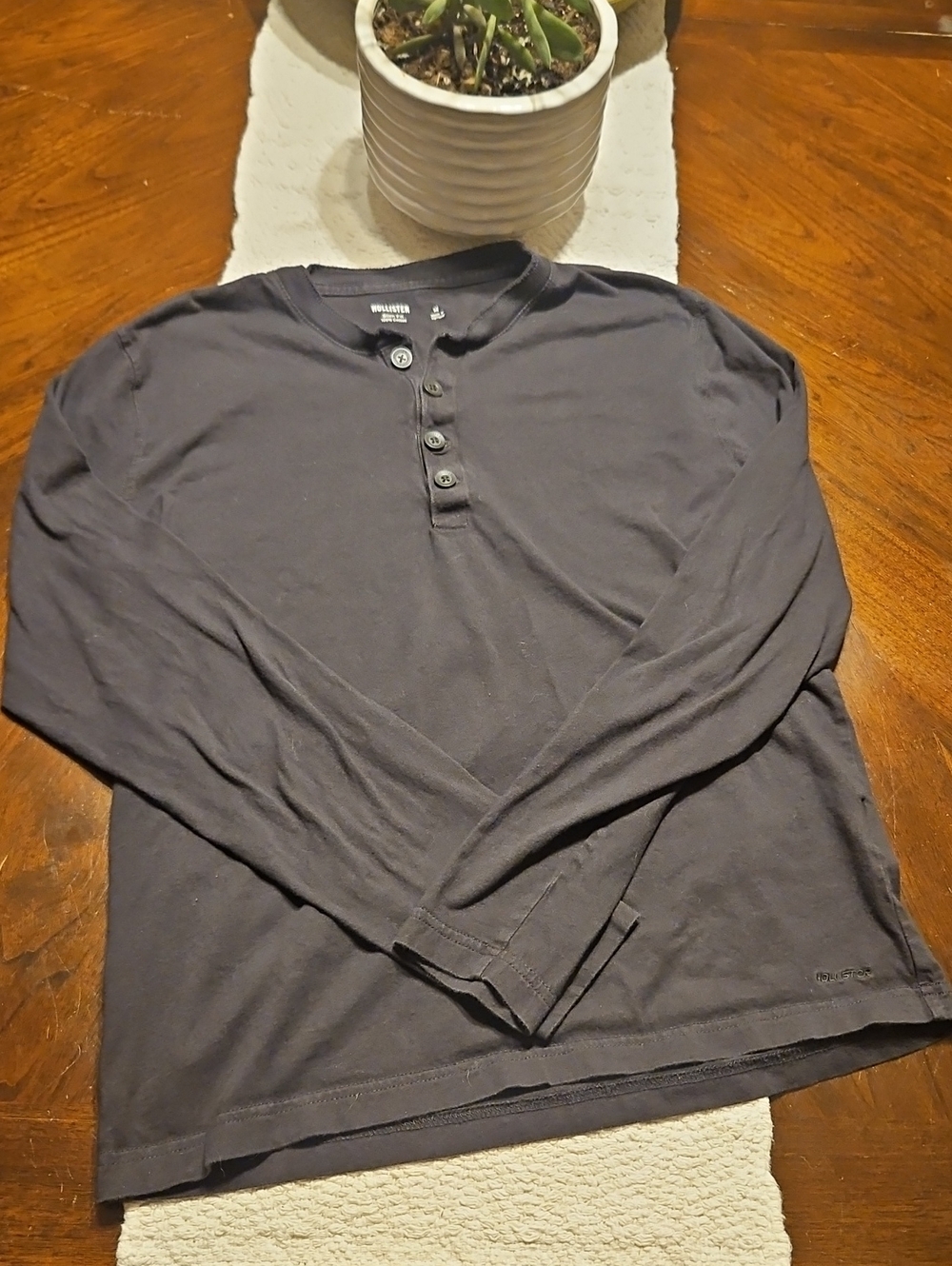 Hollister Men’s Long-Sleeve Shirt - Charcoal Black